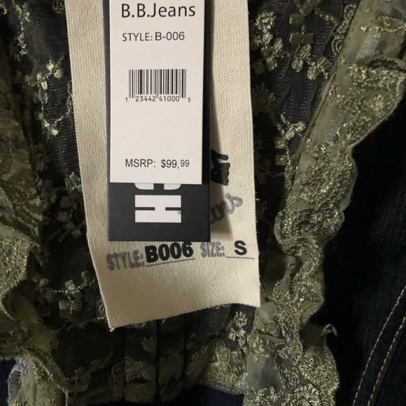 BB Jeans Cropped Jean Jacket with Lace Detail NWT - Picture 5 of 8